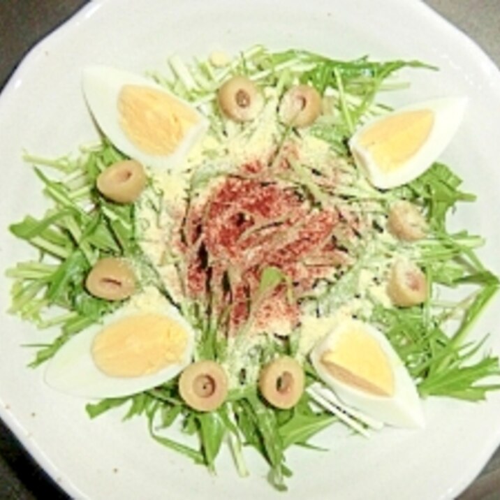 茹で卵とオリーブの水菜サラダ